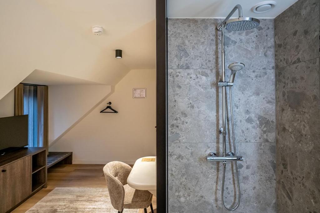 Boutique Hotel Annamaes, Maastricht-Hoge Kempen Ланакен Екстериор снимка